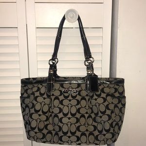 Coach Signature Purse